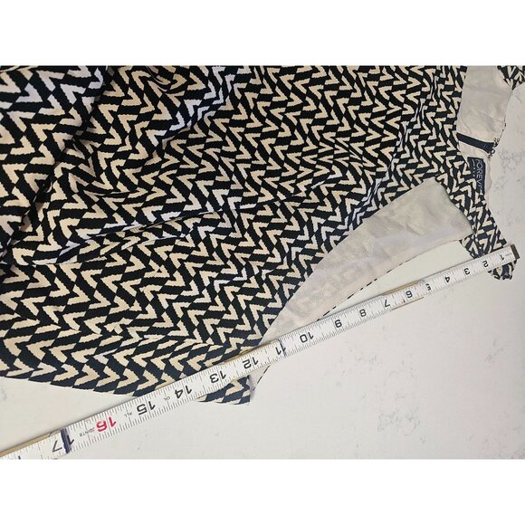 Forever 21 Plus Romper size 3X Chevron Print Black Cream‎ - Picture 7 of 11